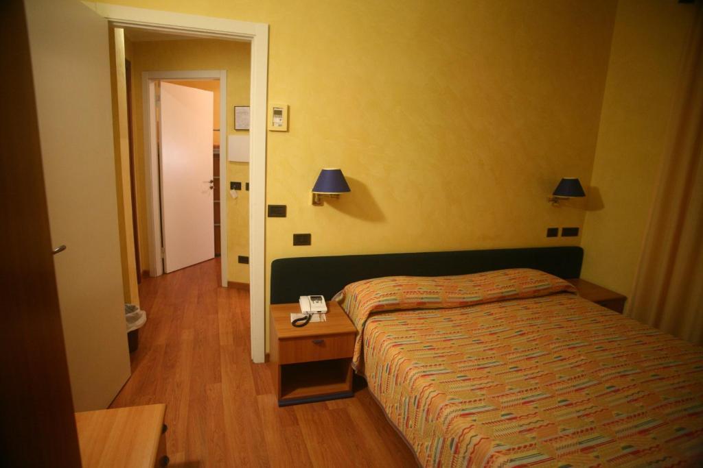 Hotel Victoria Porto San Giorgio Oda fotoğraf