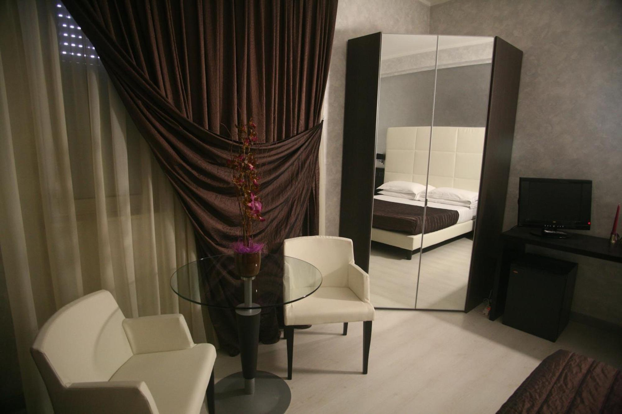 Hotel Victoria Porto San Giorgio Dış mekan fotoğraf